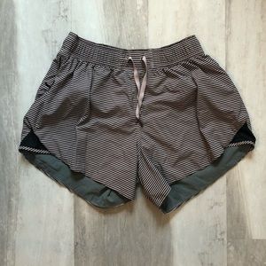 Lululemon choose a side short reversible